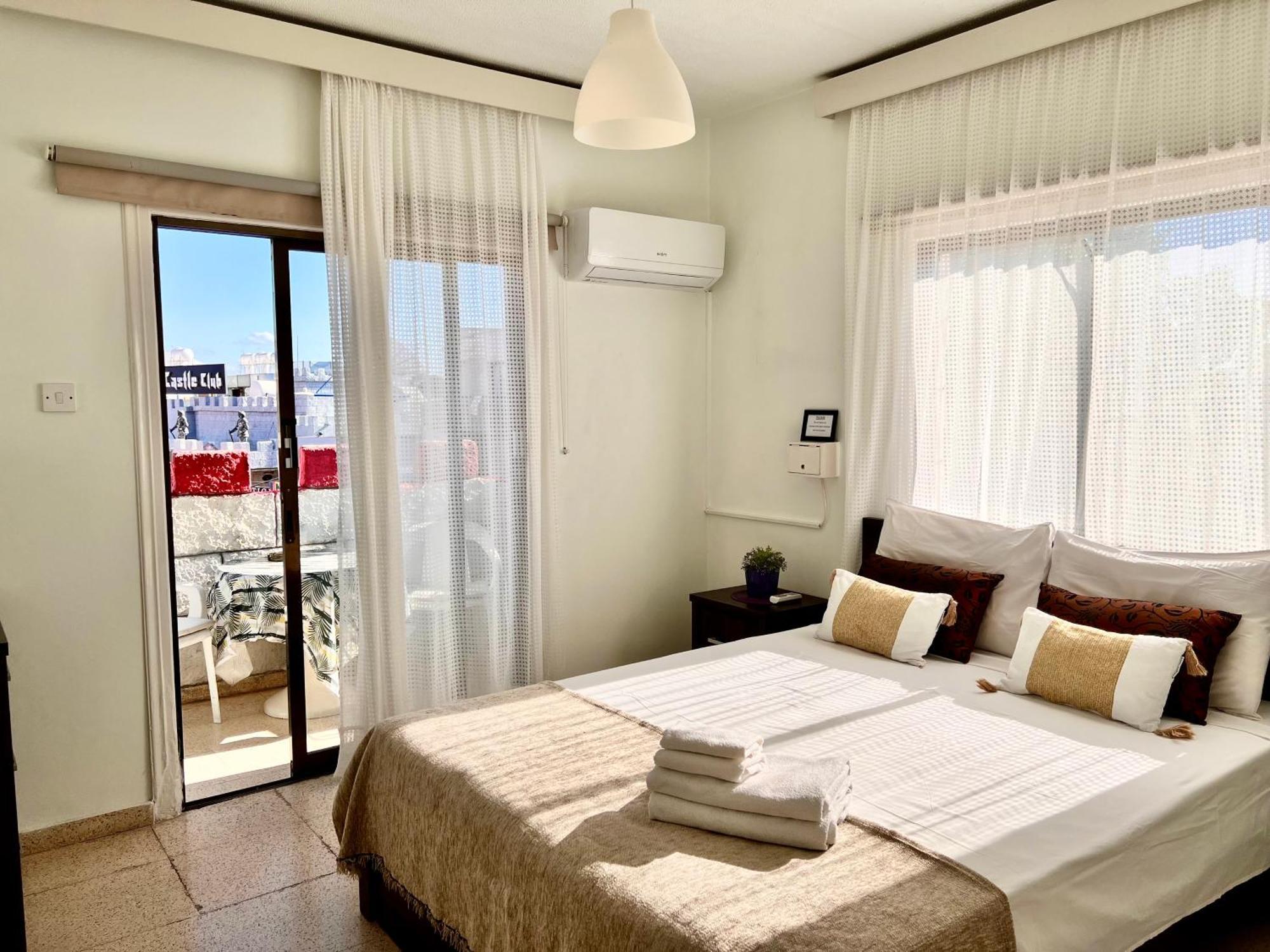 Apt On The Street Of Bars&Nightclubs In Ayia Napa 11 Exterior photo