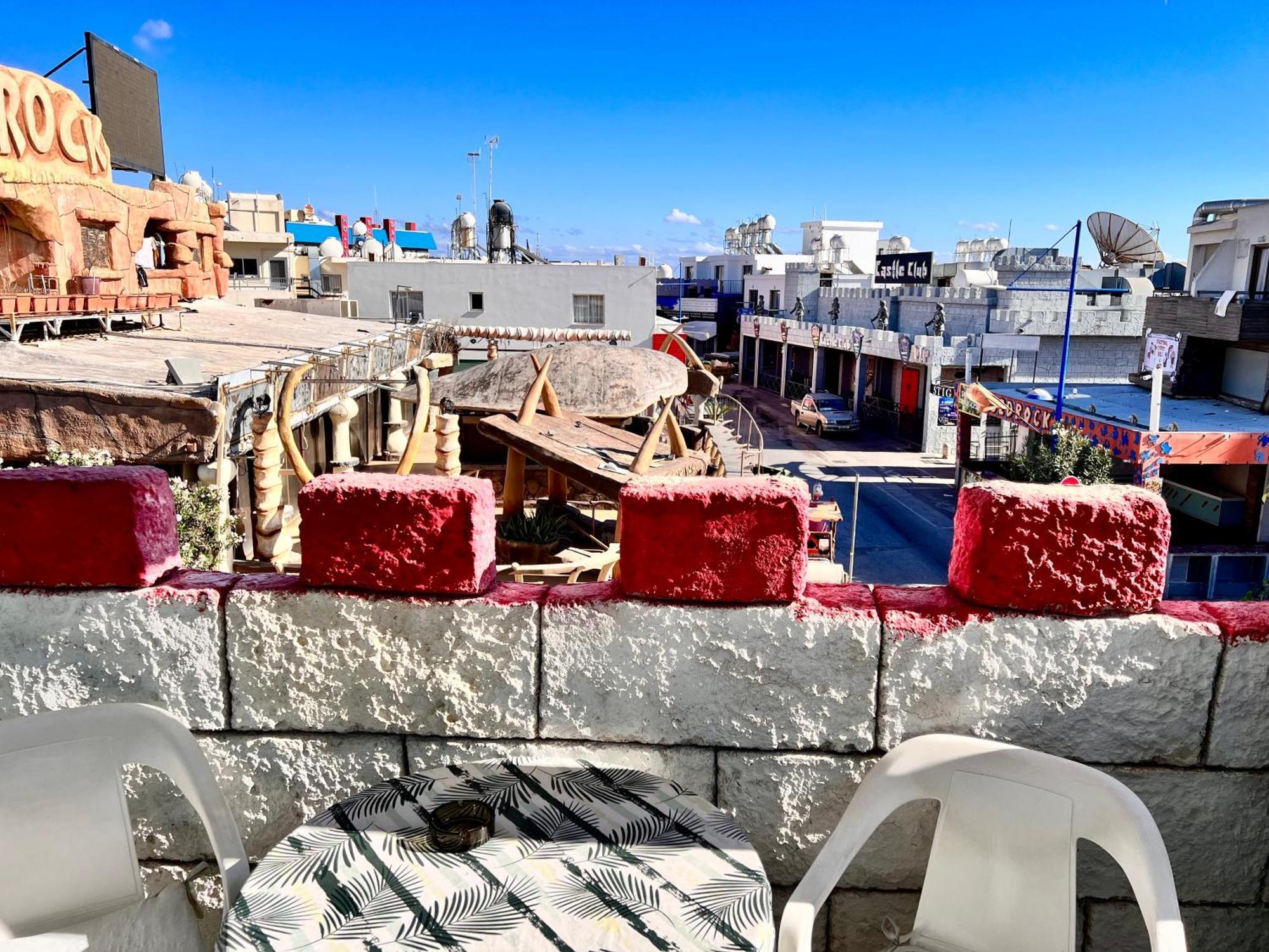 Apt On The Street Of Bars&Nightclubs In Ayia Napa 11 Exterior photo